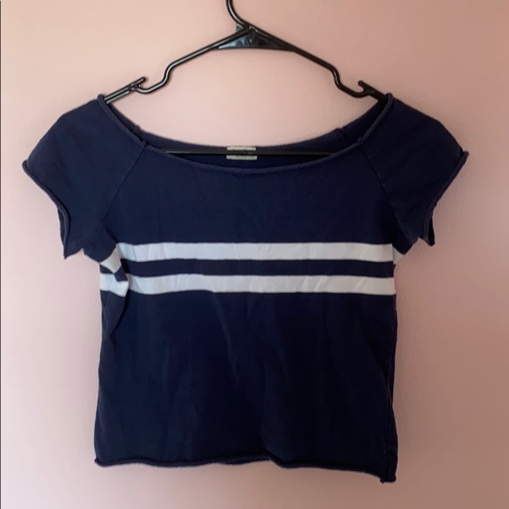 brandy melville off the shoulder top!!